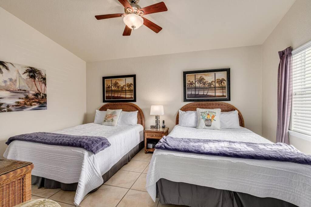 Steps To The Beach And Restaurants! - Coconut Villa'S Suite 1 St. Pete Beach Exterior foto